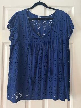 Old Navy Navy Blue Eyelet V-Neck Top